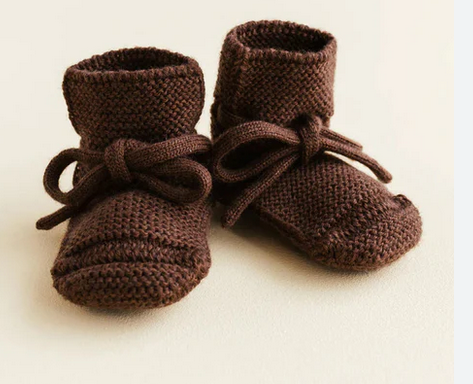 Hvid, booties - dark brown